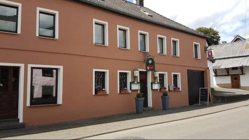 Landgasthof Em Lade — hotel in Dahlem