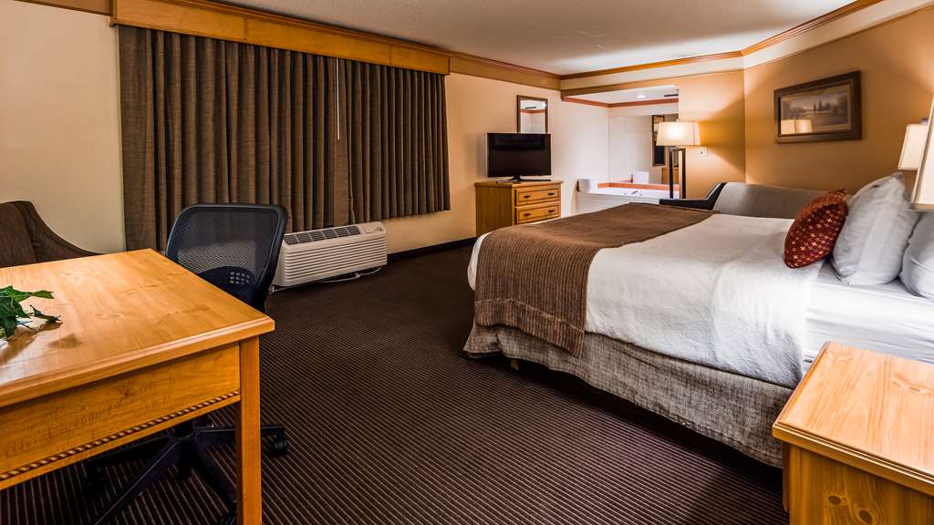 Best Western Plus Sidney Lodge - photo 10