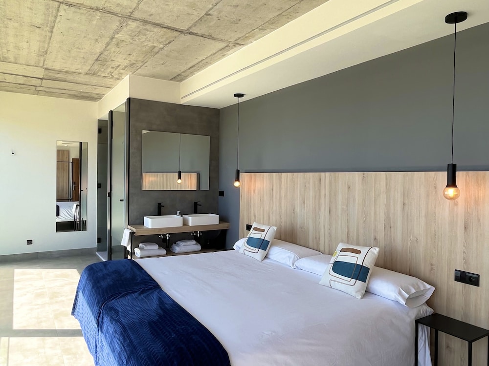 Hospedium Hotel Devalar Do Mar — hotel in Camarinas