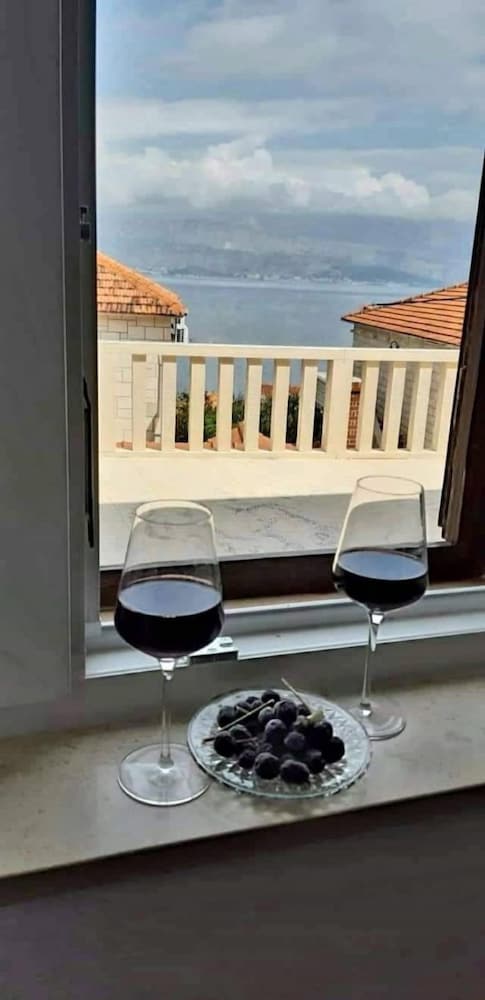 More sea View A2 in Postira, Croatia