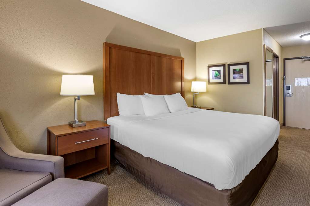 Comfort Inn Moline Quad Cities - photo 9