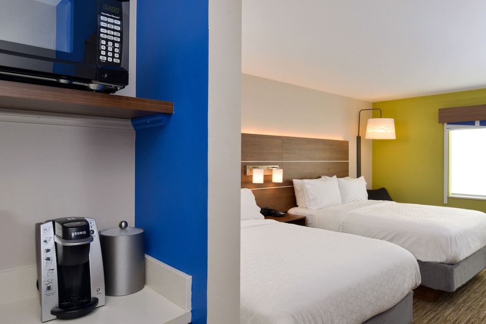 Holiday Inn Express & Suites Ottumwa by IHG - photo 6