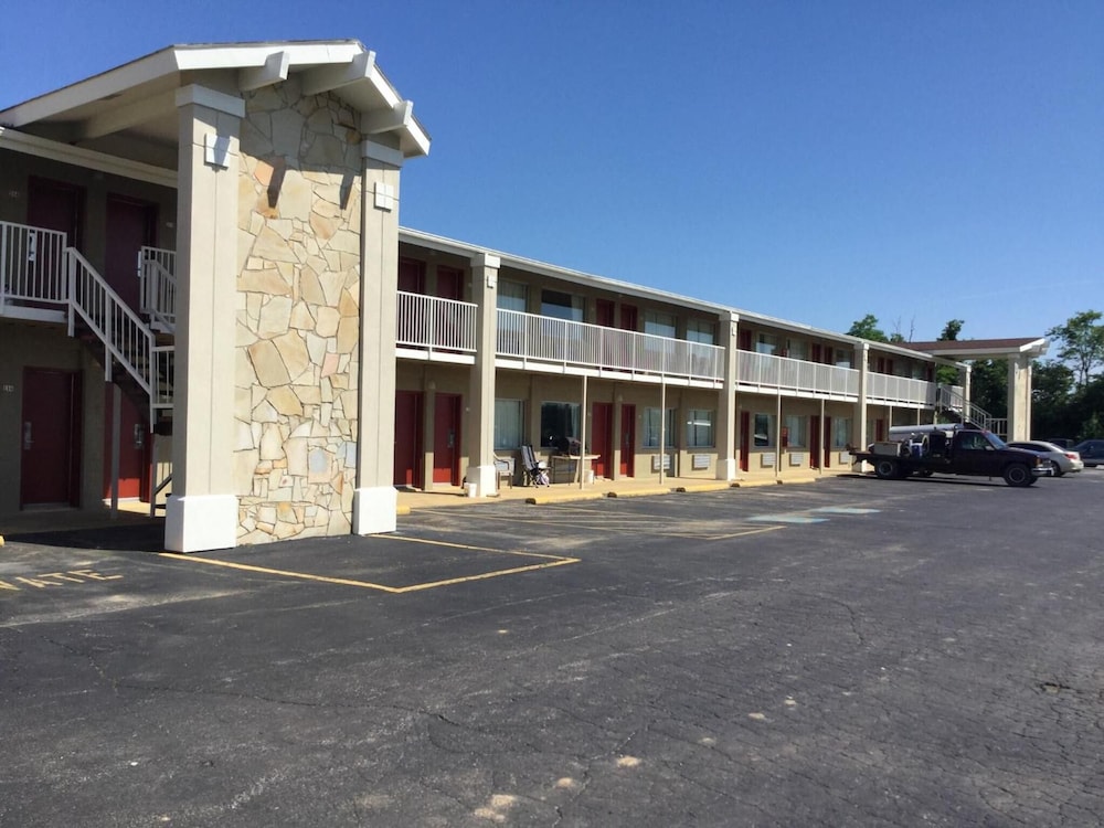 Big Spring Inn - photo 27