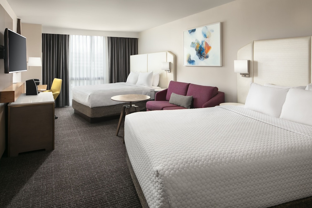 Crowne Plaza Houston Med Ctr Galleria Area by IHG - photo 7