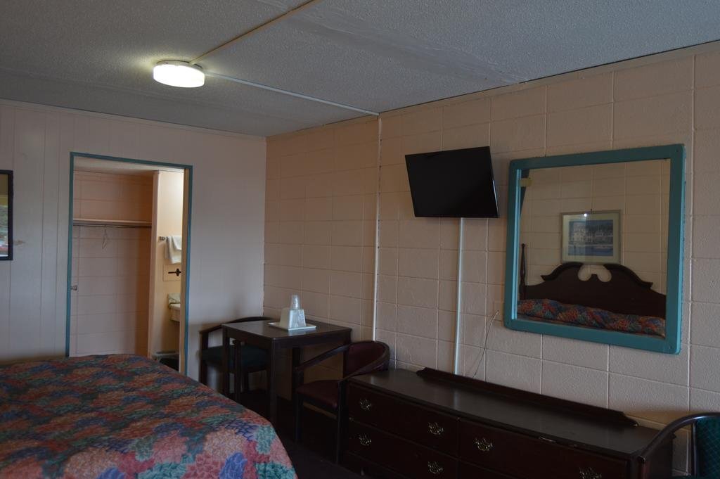 Seminole Inn - photo 18