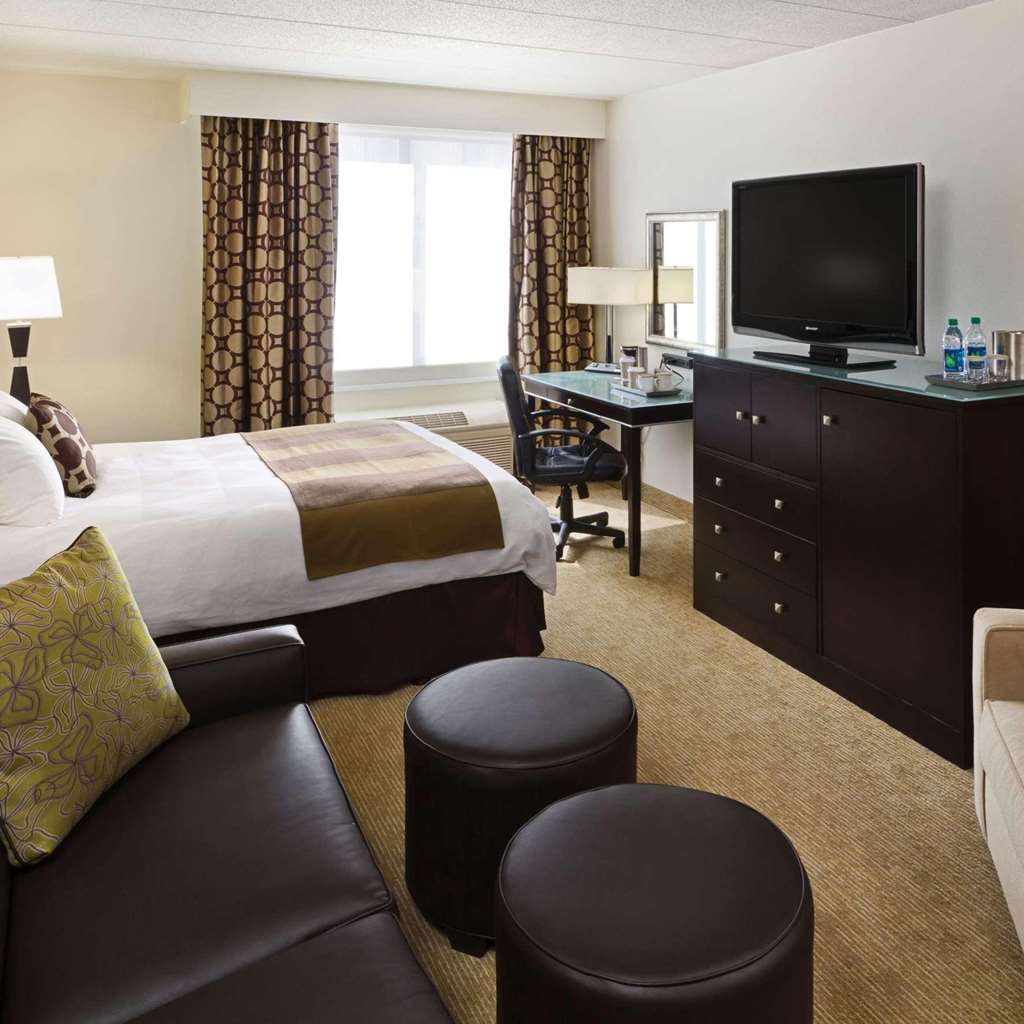 Radisson Hotel Bismarck - photo 4