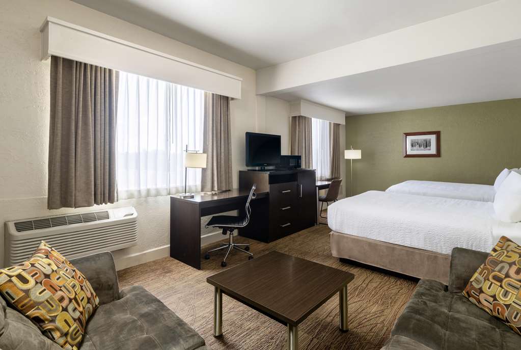 Best Western Pony Soldier Inn & Suites - photo 23