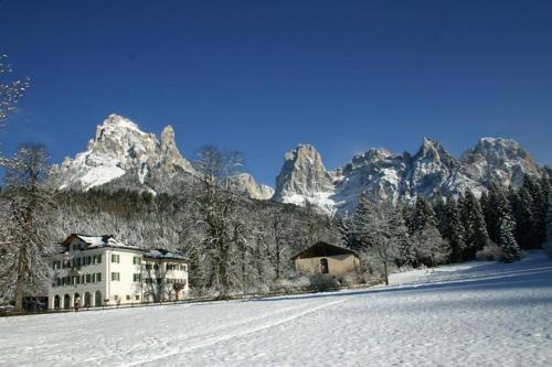 Albergo Belvedere — hotel in Transacqua