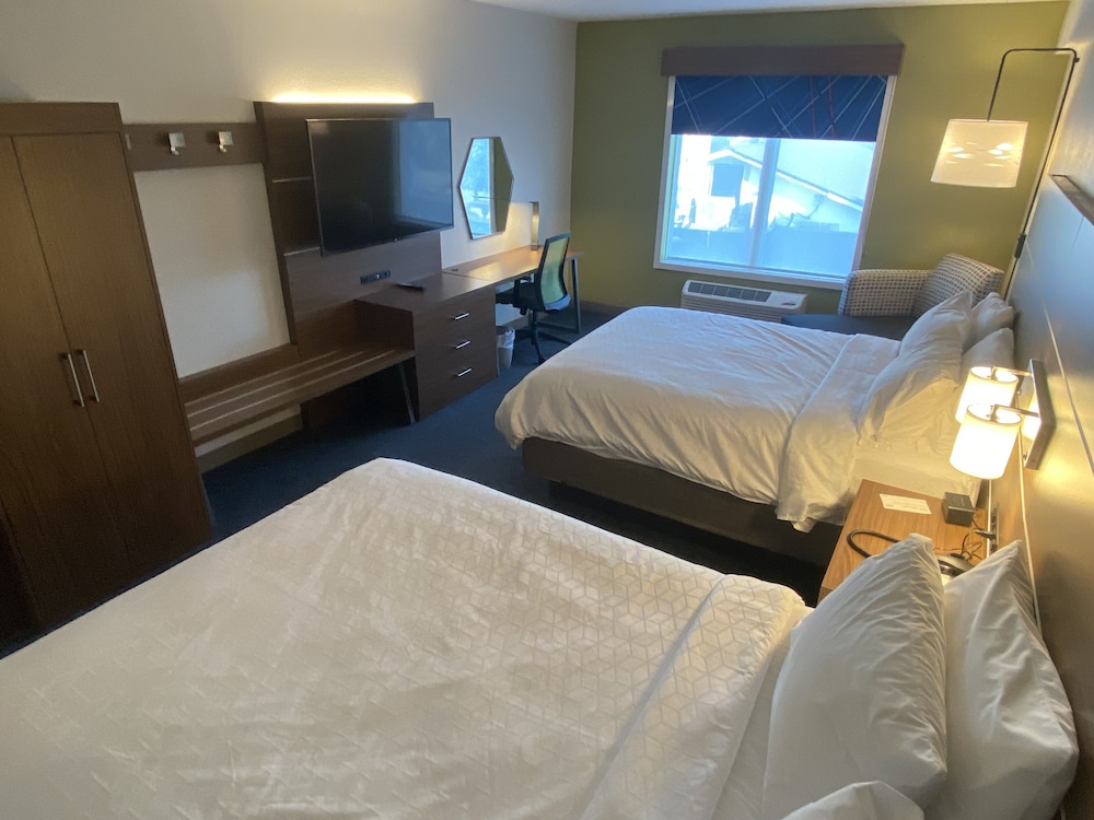 Holiday Inn Express And Suites Dahlonega University Area an IHG Hotel - photo 17