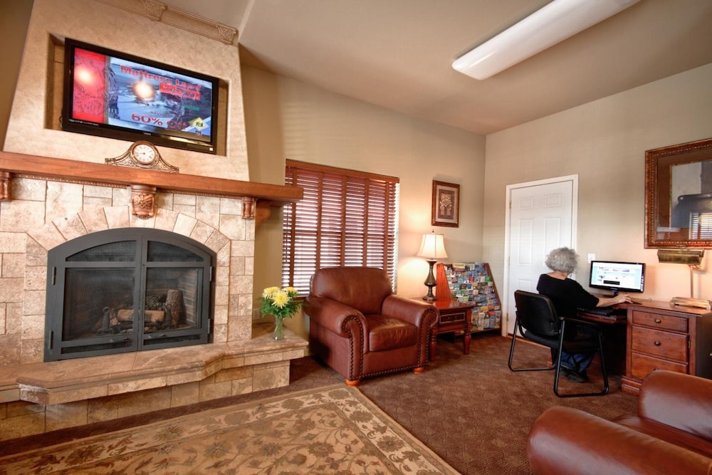 Stratford Suites - photo 13