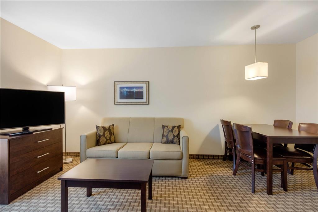 MainStay Suites St. Louis Airport - photo 13