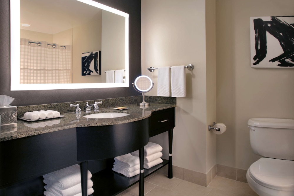 Hilton Omaha - photo 35