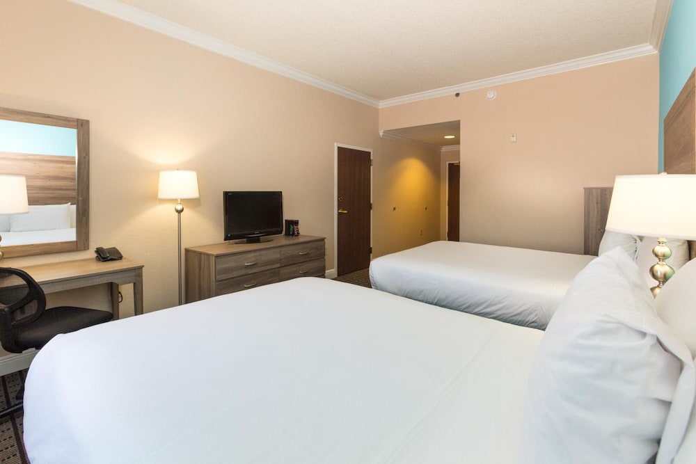 Amelia Hotel at the Beach - photo 12