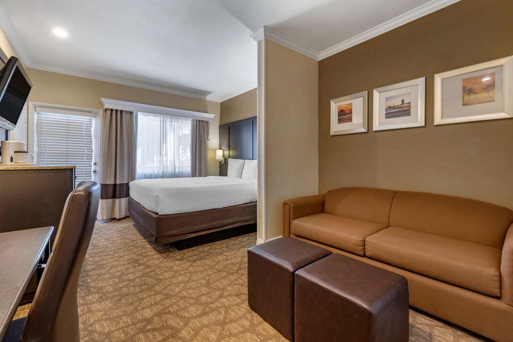 Comfort Inn & Suites Huntington Beach - photo 16