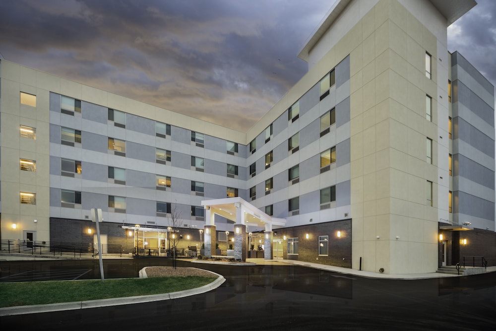 Towneplace Suites By Marriott Louisville Downtown - photo 35