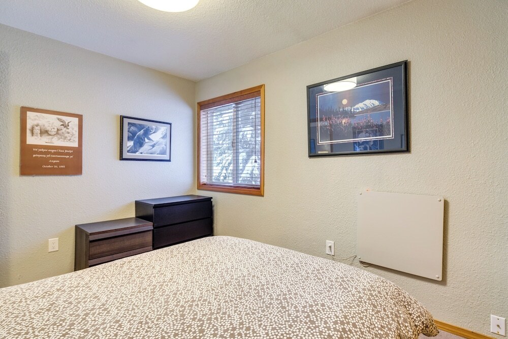Juneau Apartment Minutes To Mendenhall Glacier 17406727 — Juneau
