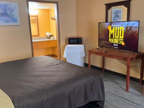 College Inn Spartanburg - photo 11