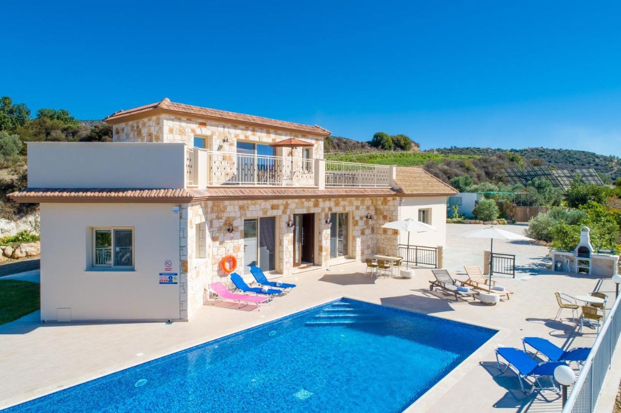 Villa Christel Large Private Pool A C Wifi Eco friendly 2761