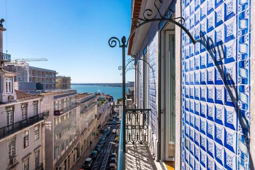 Amazing 1BDR Apartment in Chiado by LovelyStay — 4-Star Luxury Hotel in Lisbon, Portugal