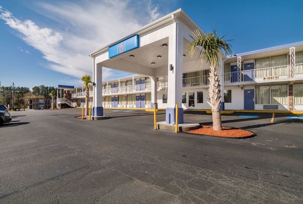 Traveller's Inn West Columbia — hotel in West Columbia