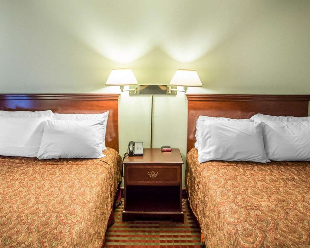 Rodeway Inn Lakeville Finger Lakes Area - photo 8