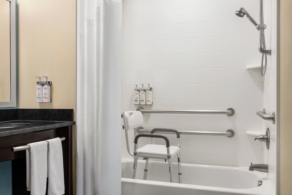 Holiday Inn Express & Suites Colorado Springs Central by IHG - photo 38