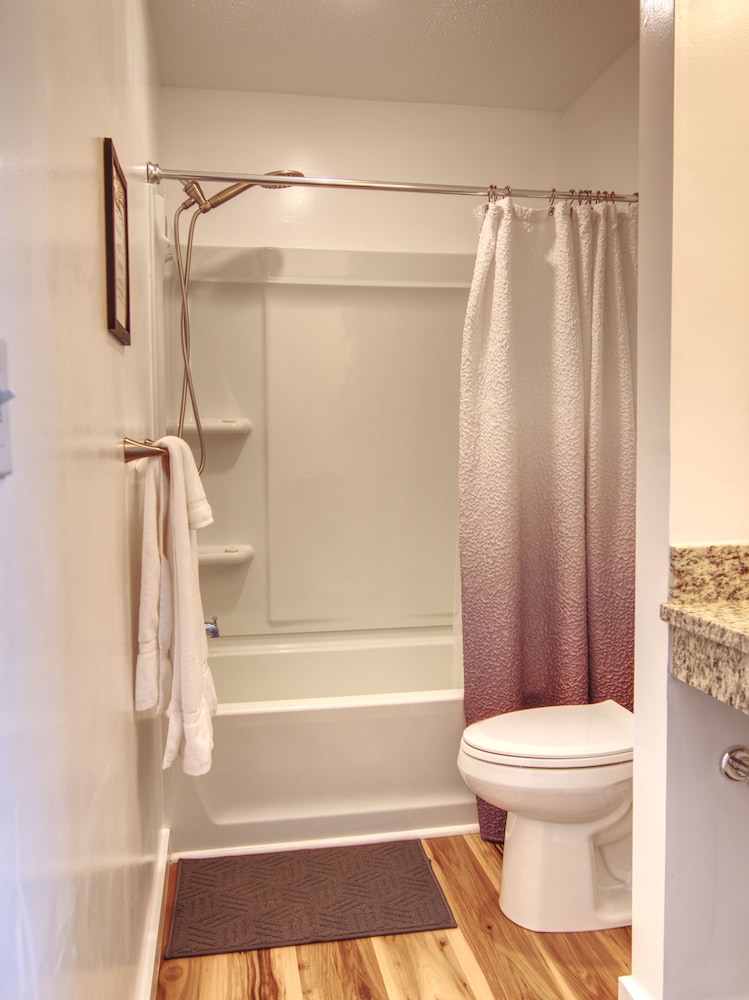 Vermont Suites - photo 23