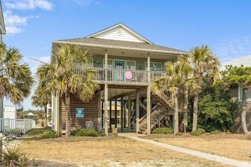 Sherrys Paradise by Oak Island Accommodations - photo 17