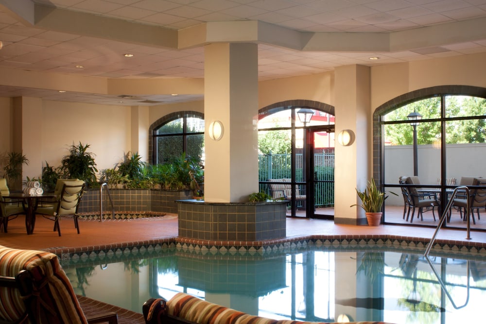 Embassy Suites by Hilton Dallas Near the Galleria - photo 32