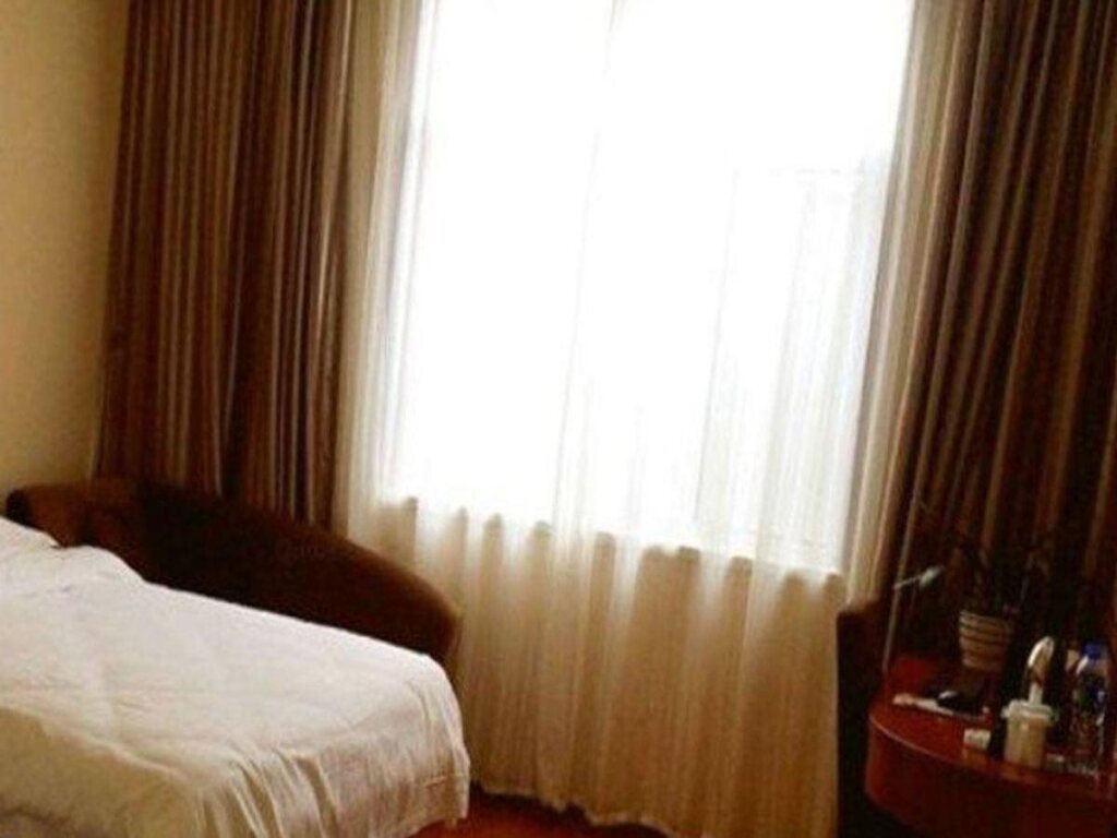 GreenTree Inn FuYang Commercial Building Express H — hotel in Bozhou