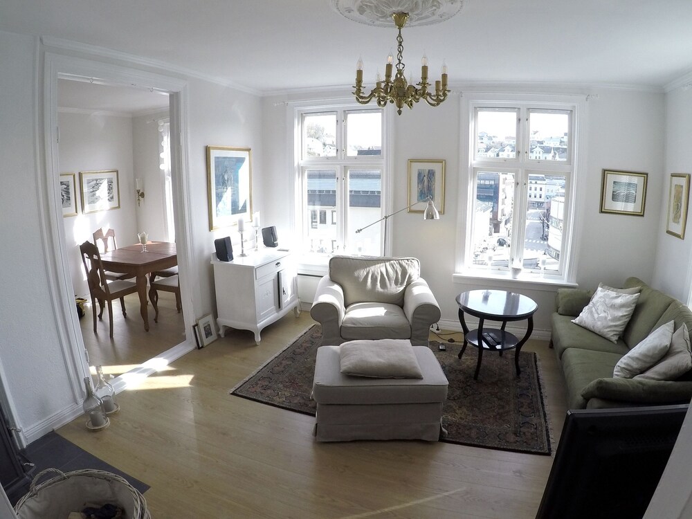 Charm Inn Arendal — hotel in Arendal