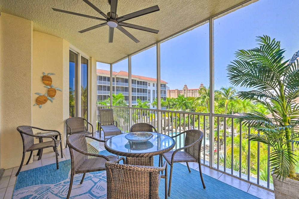 Naples Escape in Regatta w Resort Amenities - featured photo
