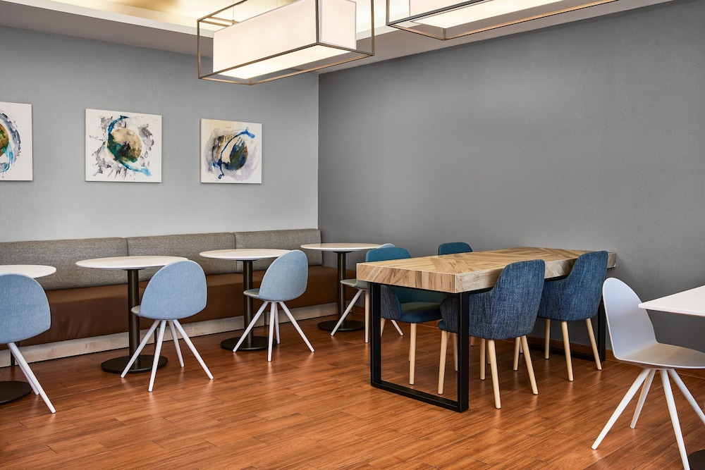 TownePlace Suites Garden City - photo 29