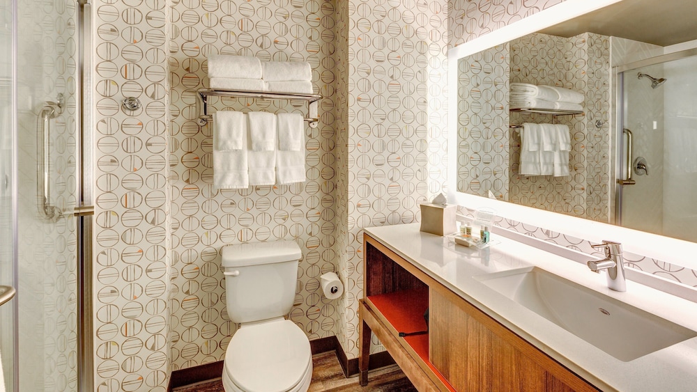 Holiday Inn & Suites Bellingham by IHG - photo 60