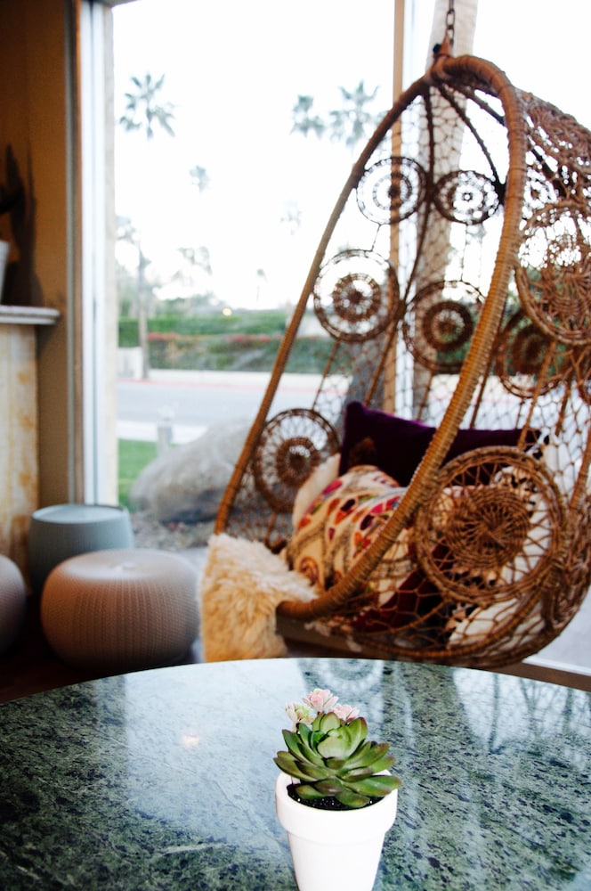 Delos Reyes Palm Springs - photo 4