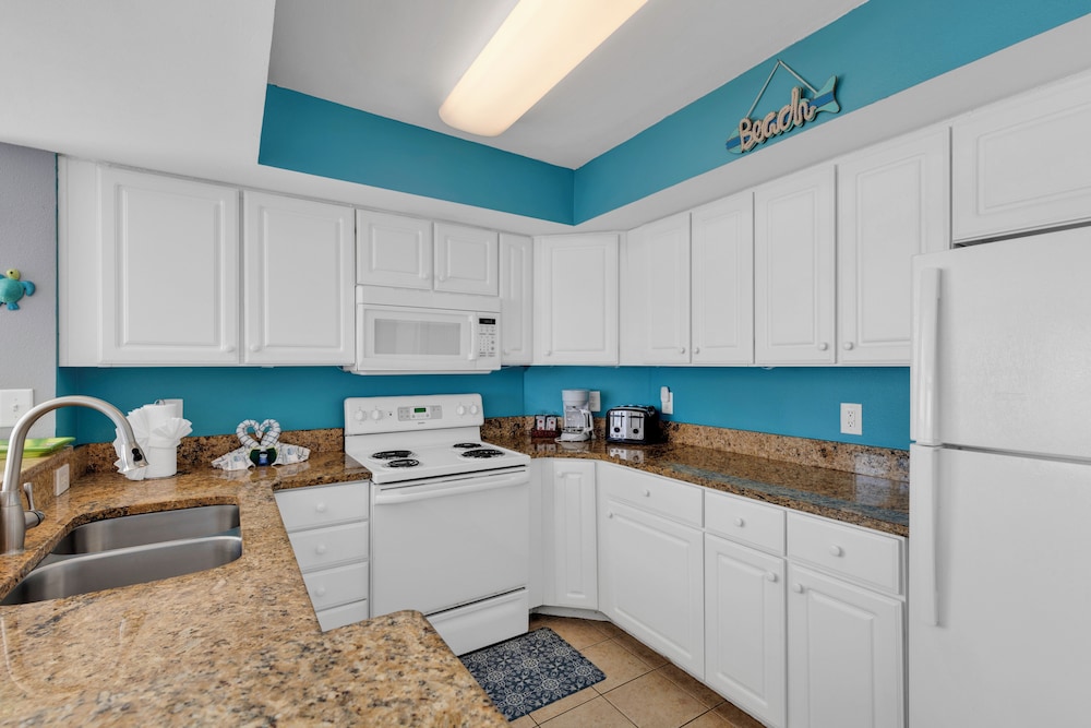 Carolinian Resort Stunning Condos - photo 49