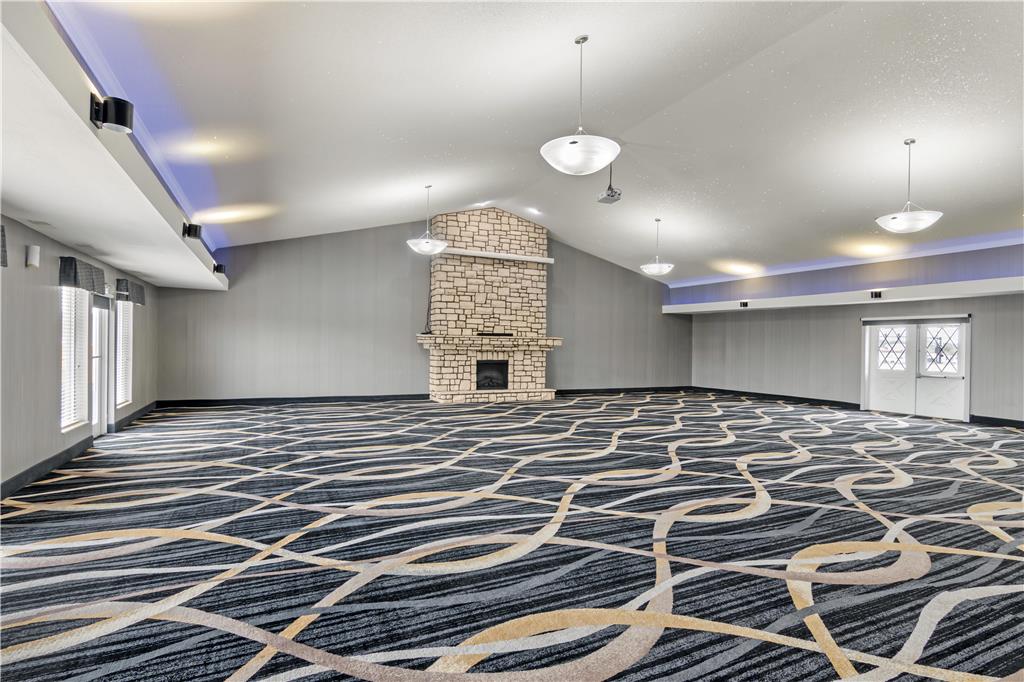 Best Western Plus Washington Hotel - photo 44