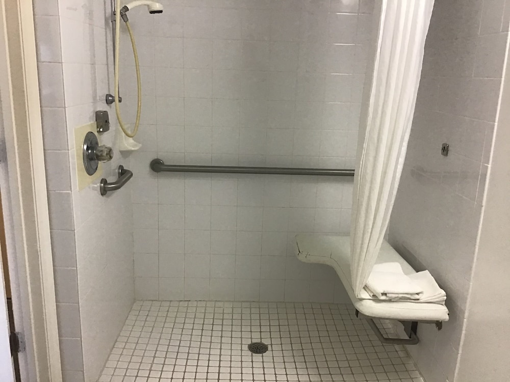 The Anastasia Inn - photo 35