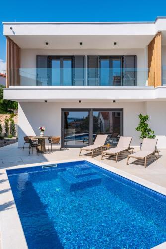 Vila Cvita — 4-Star Luxury Hotel in Primosten, Croatia