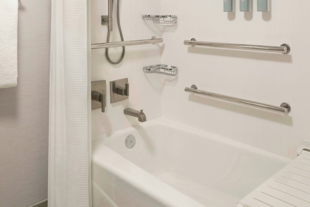 Courtyard by Marriott Farmington - photo 17