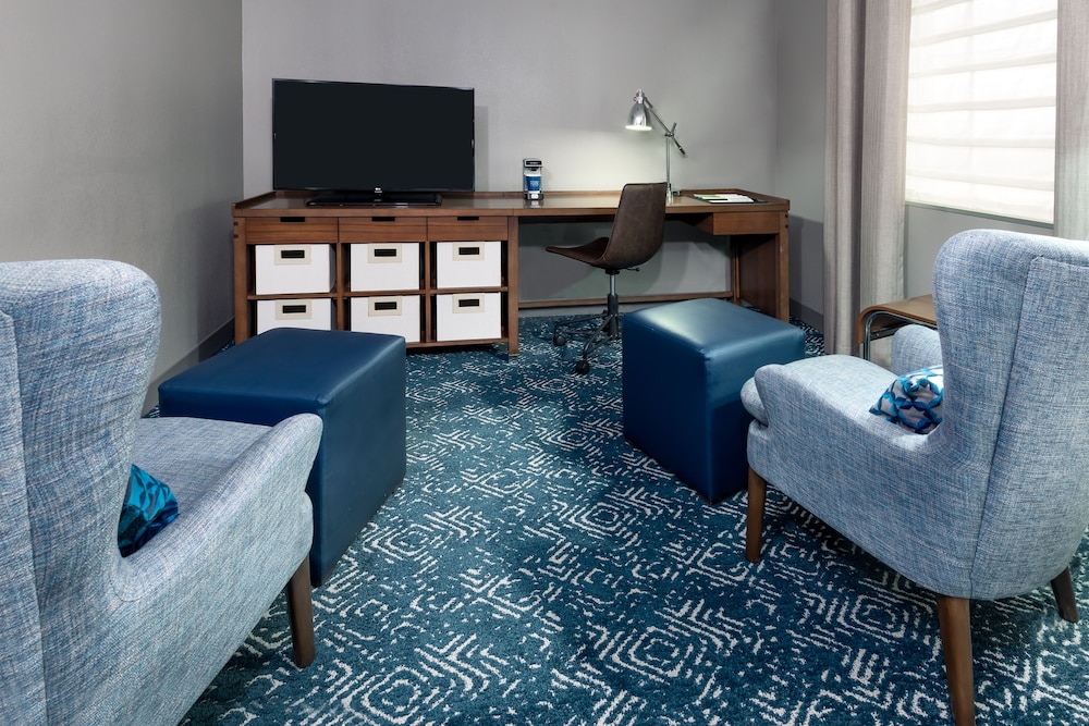Four Points by Sheraton Huntsville Airport - photo 11