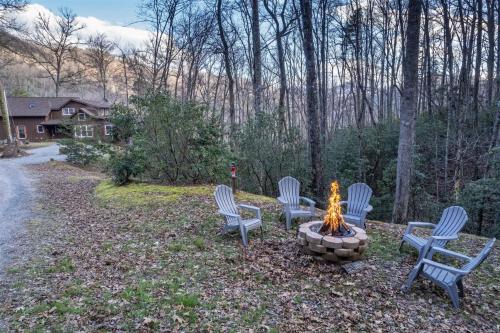 Deer Creek Lodge — 4-Star Luxury Hotel in Bryson City, United States