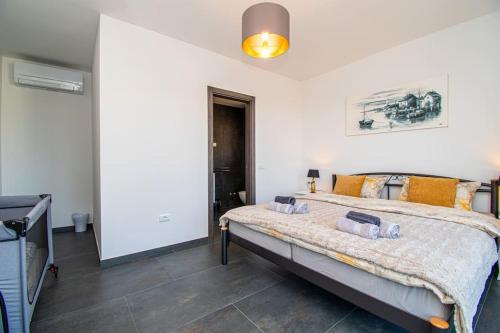 Villa Paradise in Medulin — 4-Star Luxury Hotel in Medulin, Croatia