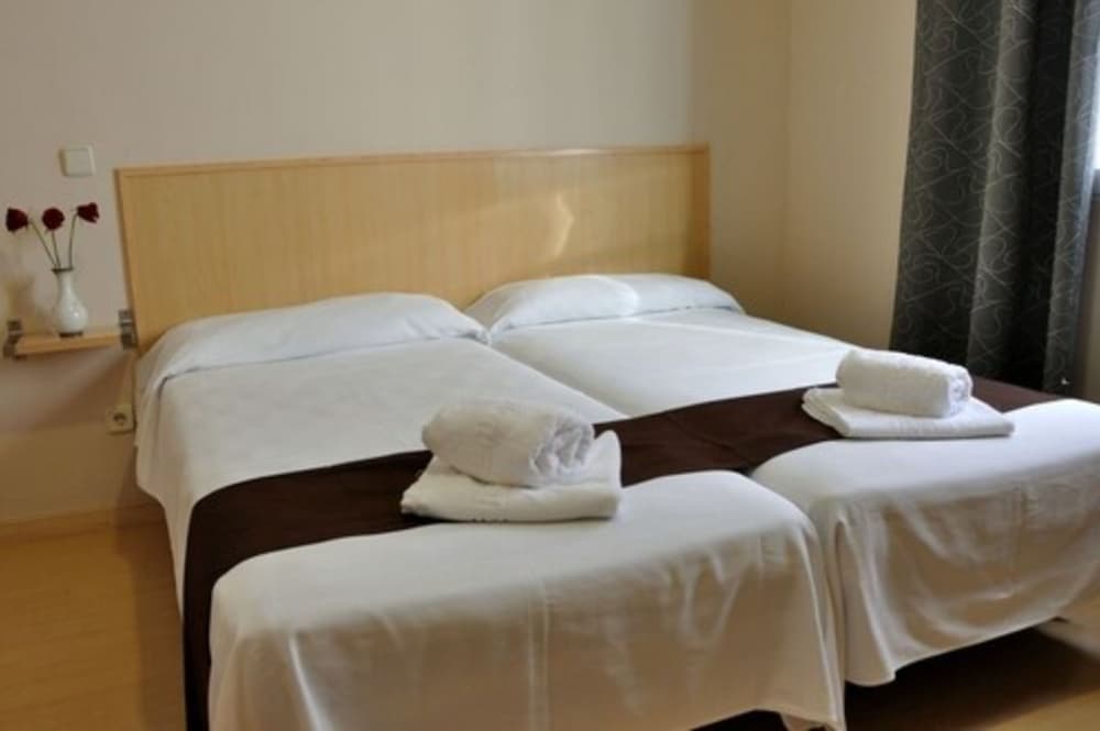 Hostal Falfes Tetuán Madrid