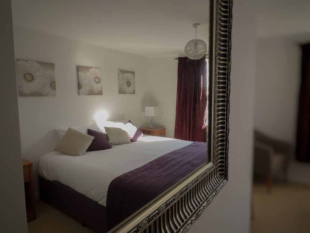 Magnolia Apartment — 4-Star Luxury Hotel in Banbury, United Kingdom