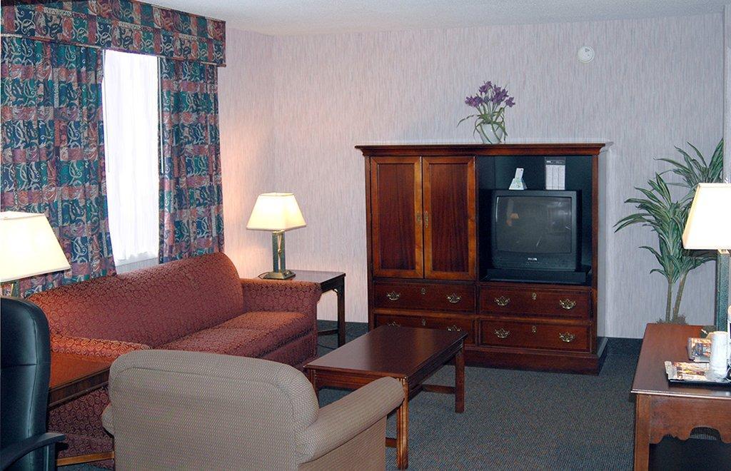 Best Western Tysons Westpark - photo 8