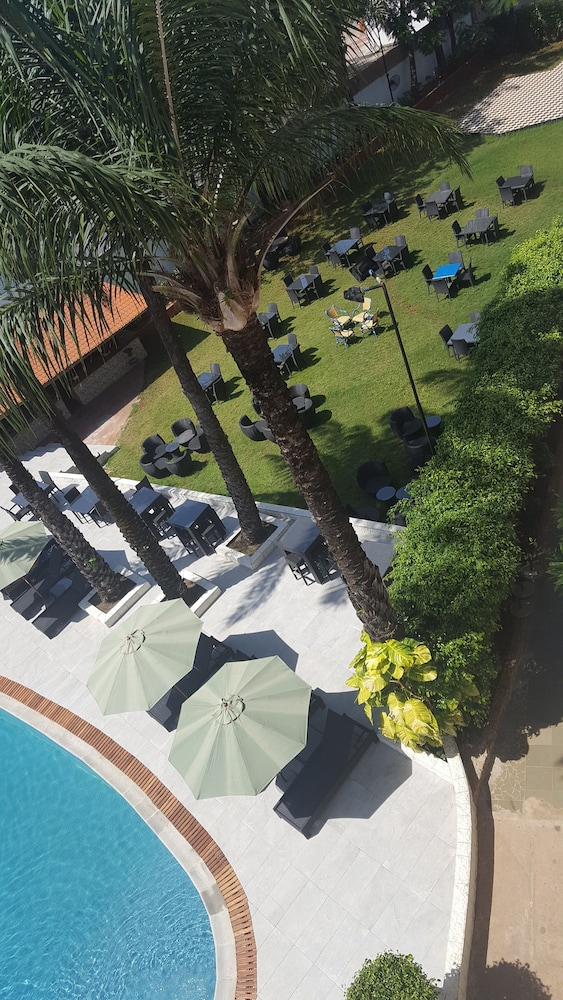 Riviera Taouyah Hotel — Conakry