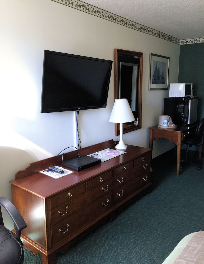 Camden Riverhouse Hotel - photo 46
