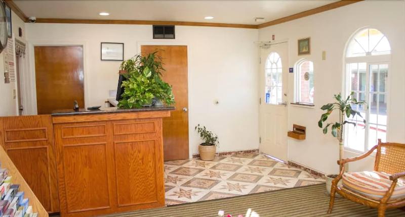 King's Rest Motel - photo 16
