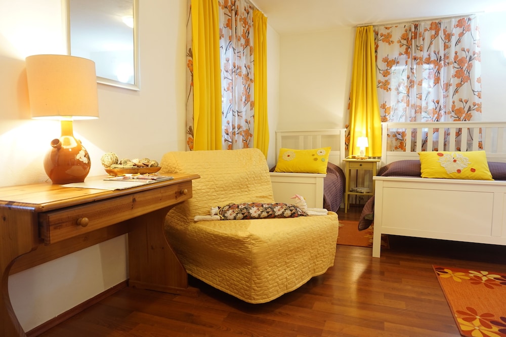 Sunčani Apartments — 4-Star Luxury Hotel in Zagreb, Croatia